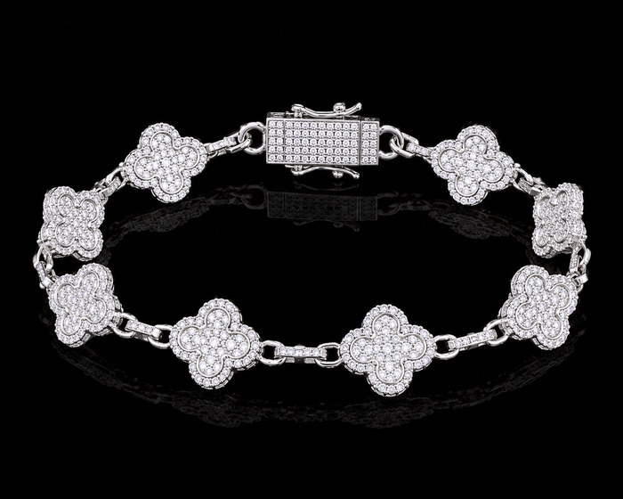 Moissanite Clove Bracelet